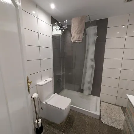Premium Fairways Luxury Apartment With Stunning Mountain Views *