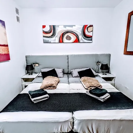 Premium Fairways Luxury Apartment With Stunning Mountain Views Apartamento San Miguel de Abona