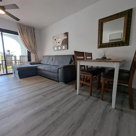 Premium Fairways Luxury Apartment With Stunning Mountain Views