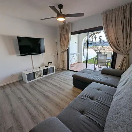 Premium Fairways Luxury Apartment With Stunning Mountain Views