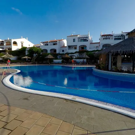 Premium Fairways Luxury Apartment With Stunning Mountain Views Appartement
