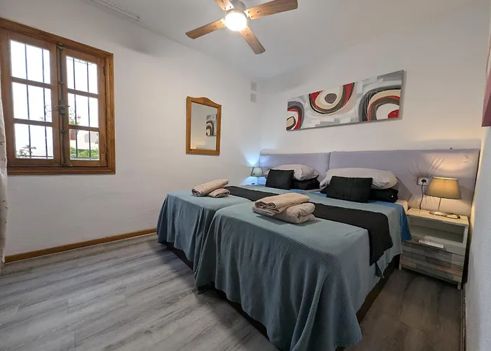 Premium Fairways Luxury With Stunning Mountain Views Apartman